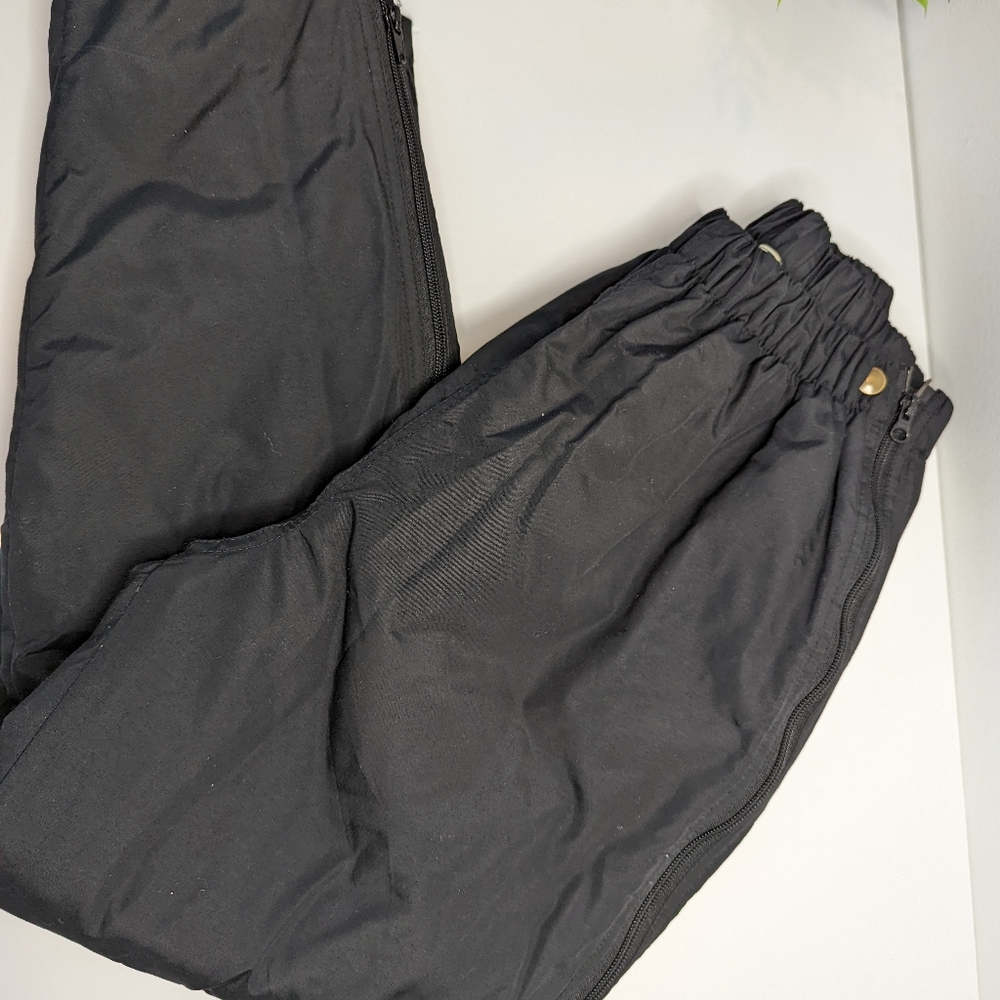 LL Bean Women's Snow pants sz M black with full side zips